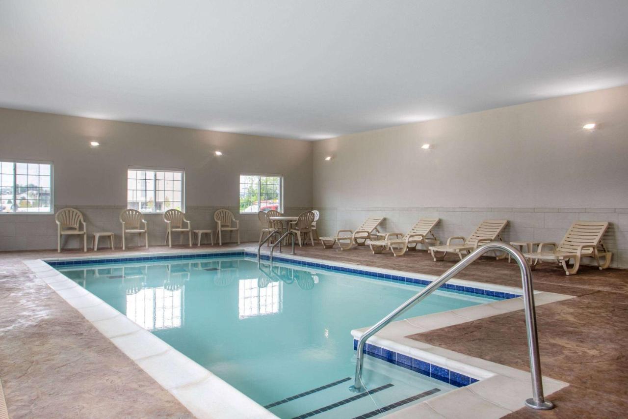 Microtel Inn & Suites By Wyndham Liberty Ne Kansas City Area Extérieur photo