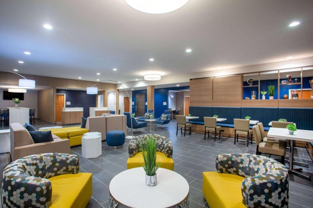 Microtel Inn & Suites By Wyndham Liberty Ne Kansas City Area Extérieur photo