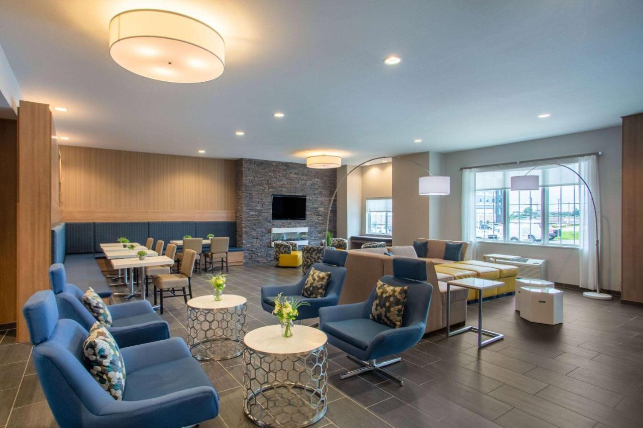 Microtel Inn & Suites By Wyndham Liberty Ne Kansas City Area Extérieur photo
