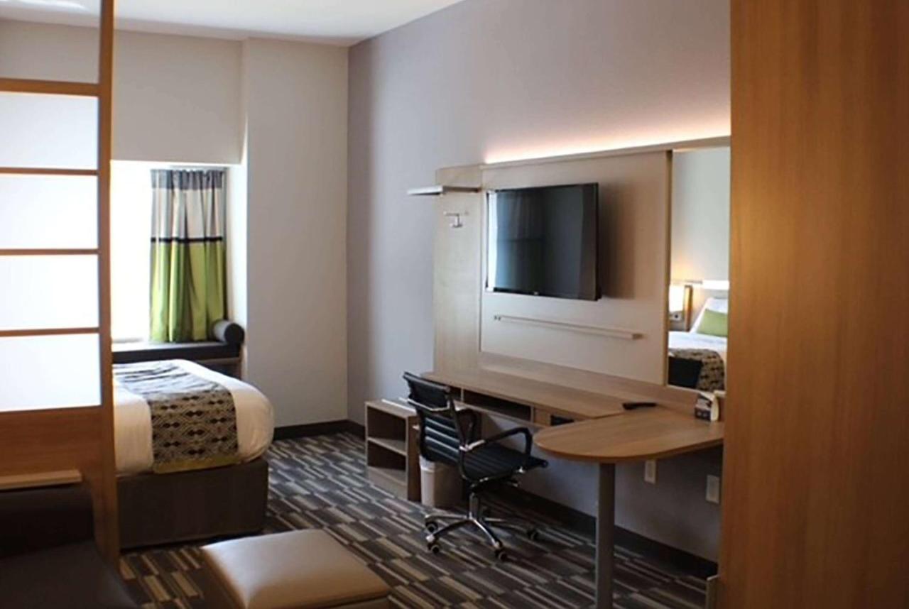 Microtel Inn & Suites By Wyndham Liberty Ne Kansas City Area Extérieur photo