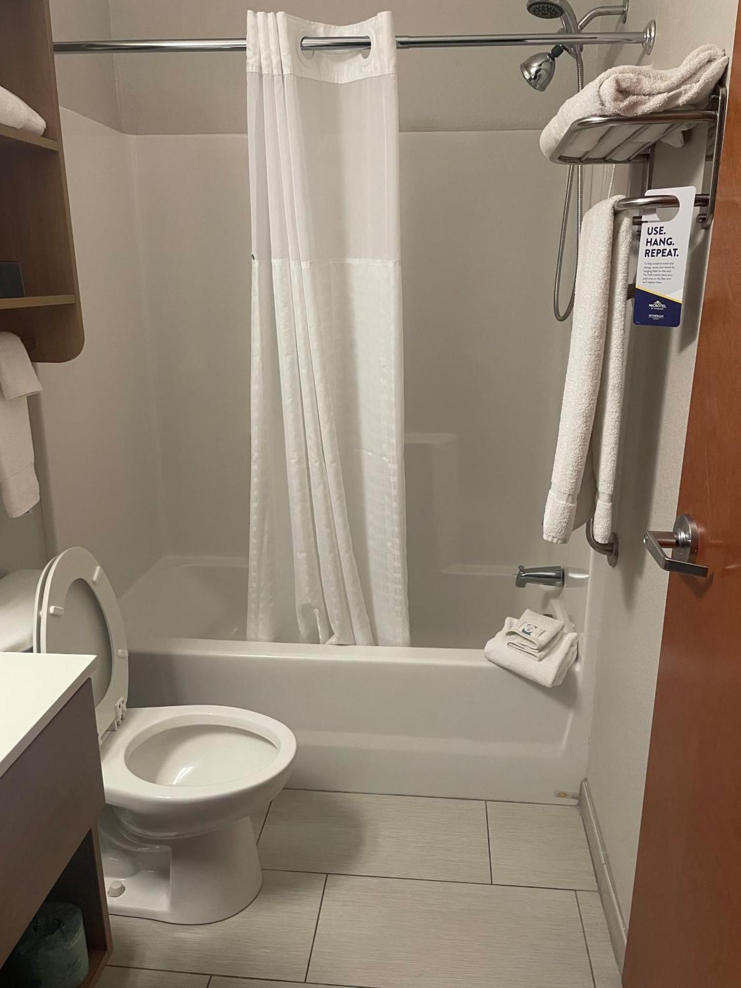 Microtel Inn & Suites By Wyndham Liberty Ne Kansas City Area Extérieur photo